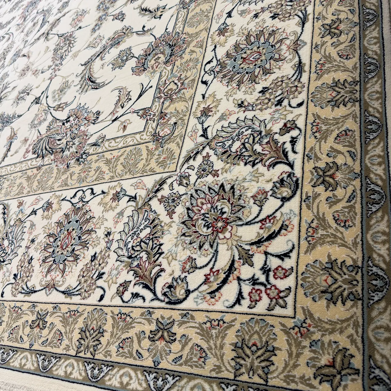 فرش 12 متری 700 شانه  ستاره کویر یزد H-055